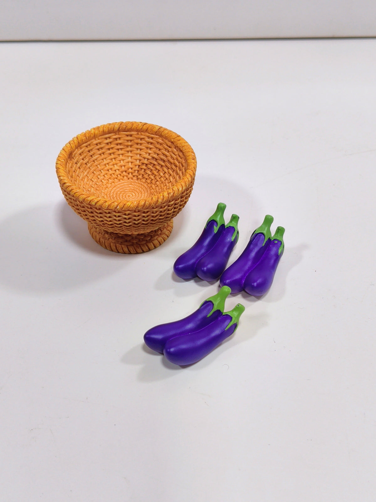 Brinjal Basket