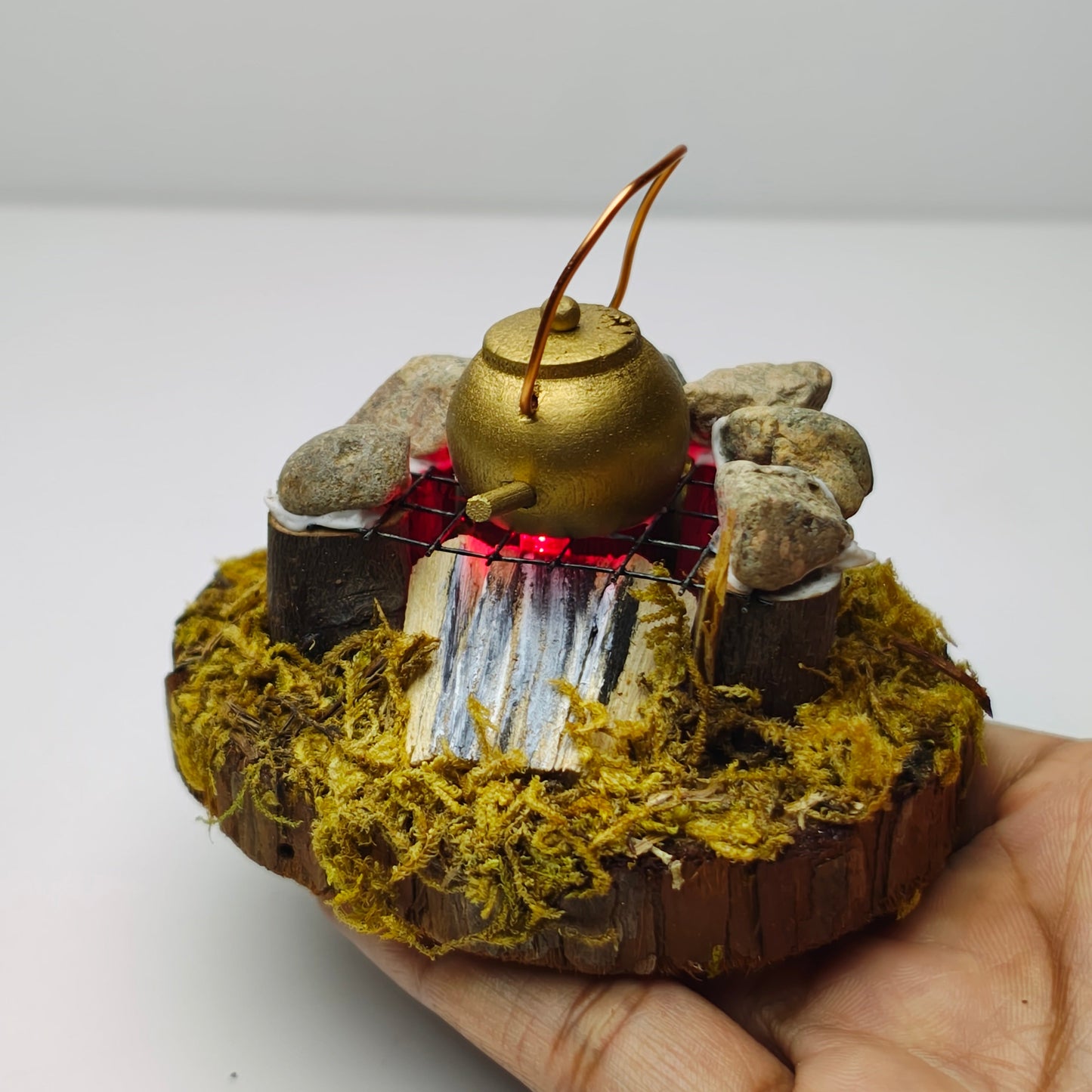 Campfire_Kettle_Scene_Set.image_1