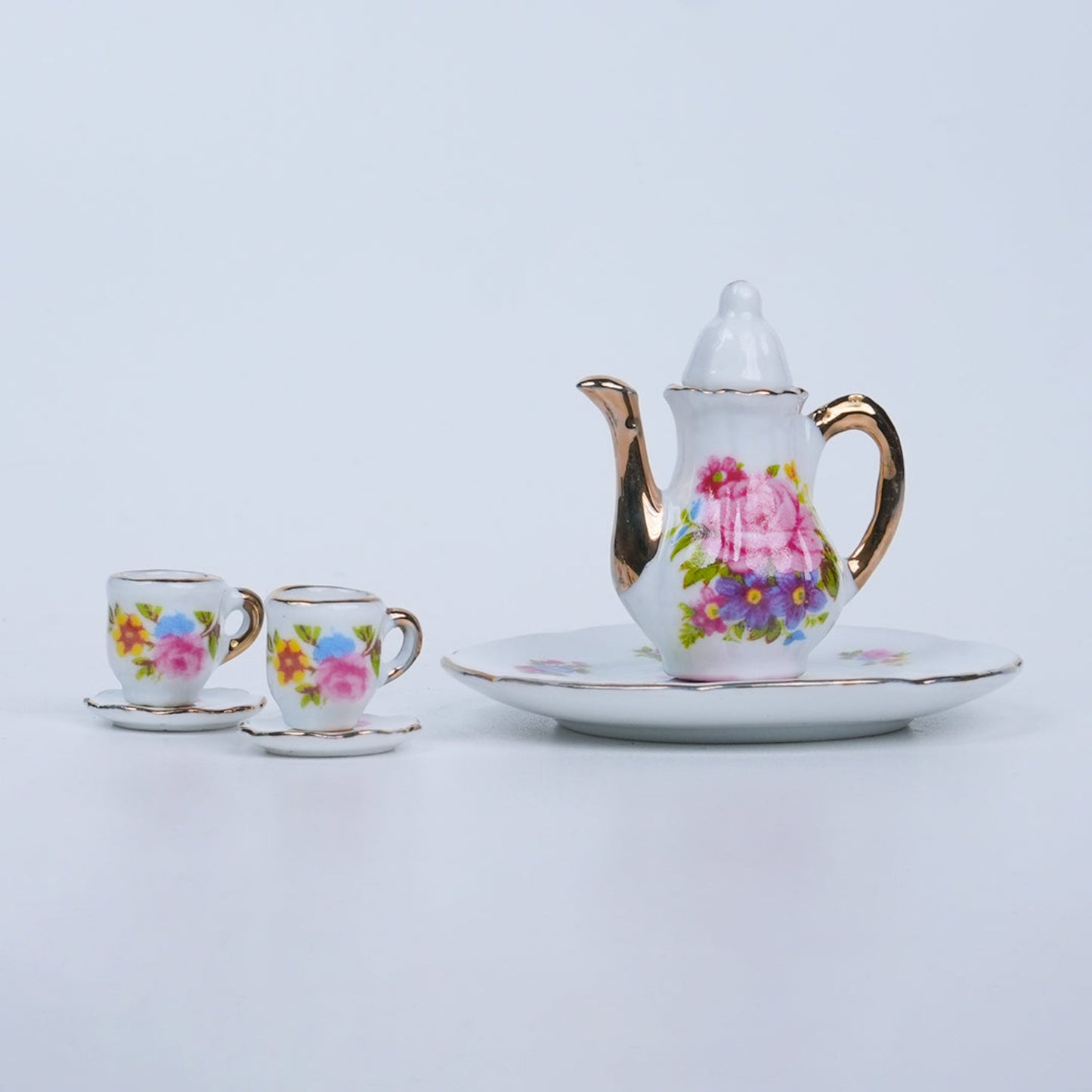 Floral_Cup_and_Saucer_Set_image_3