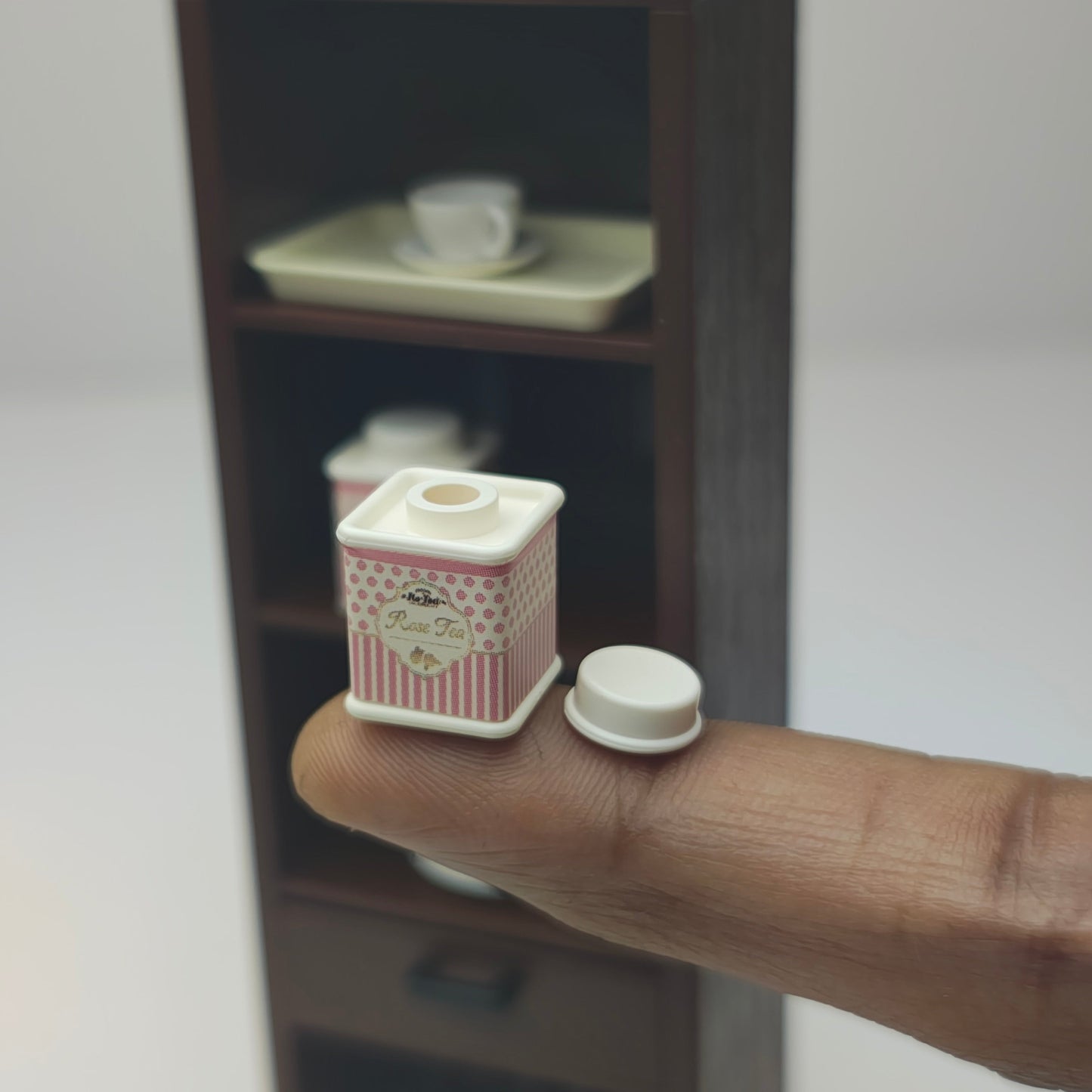 Long_Crockery_Cabinet_image_3