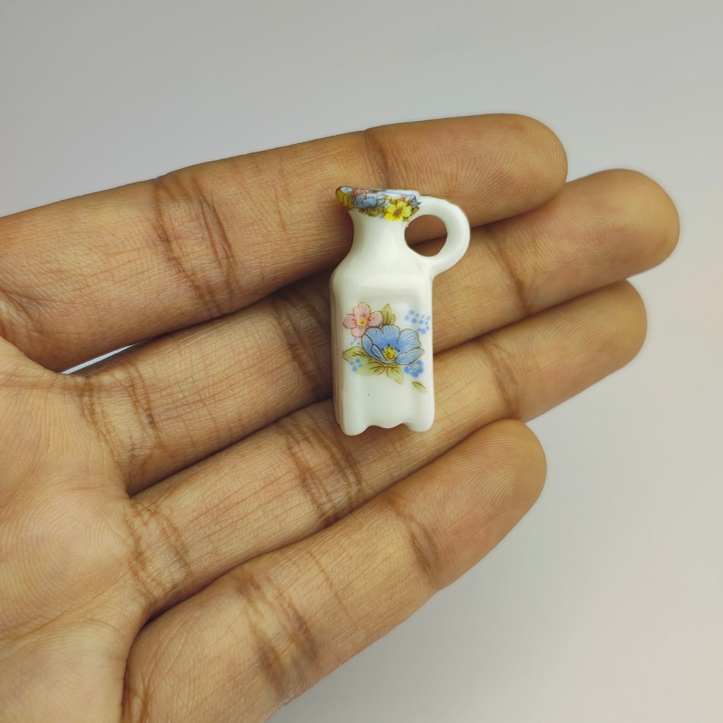 Vintage_Floral_Jug_image_2