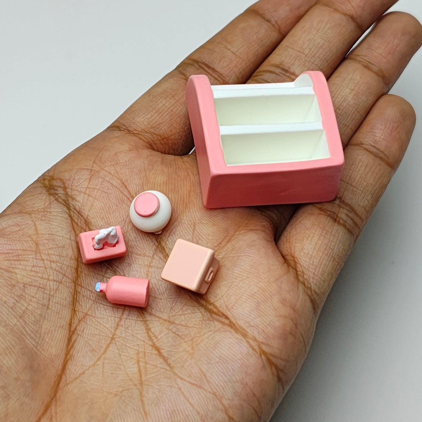 Cabin with Tissue holder Set