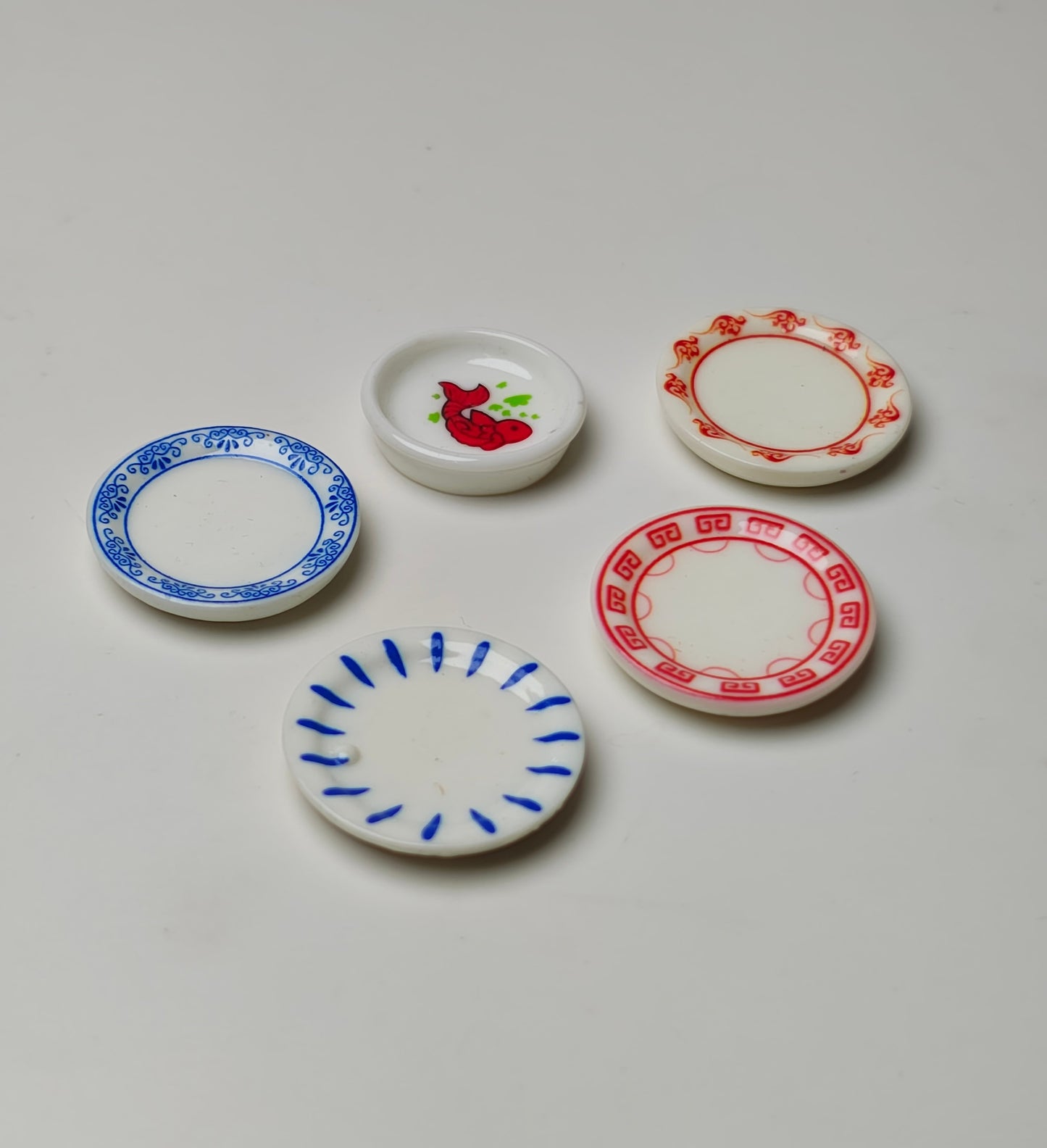 Design plate per piece random
