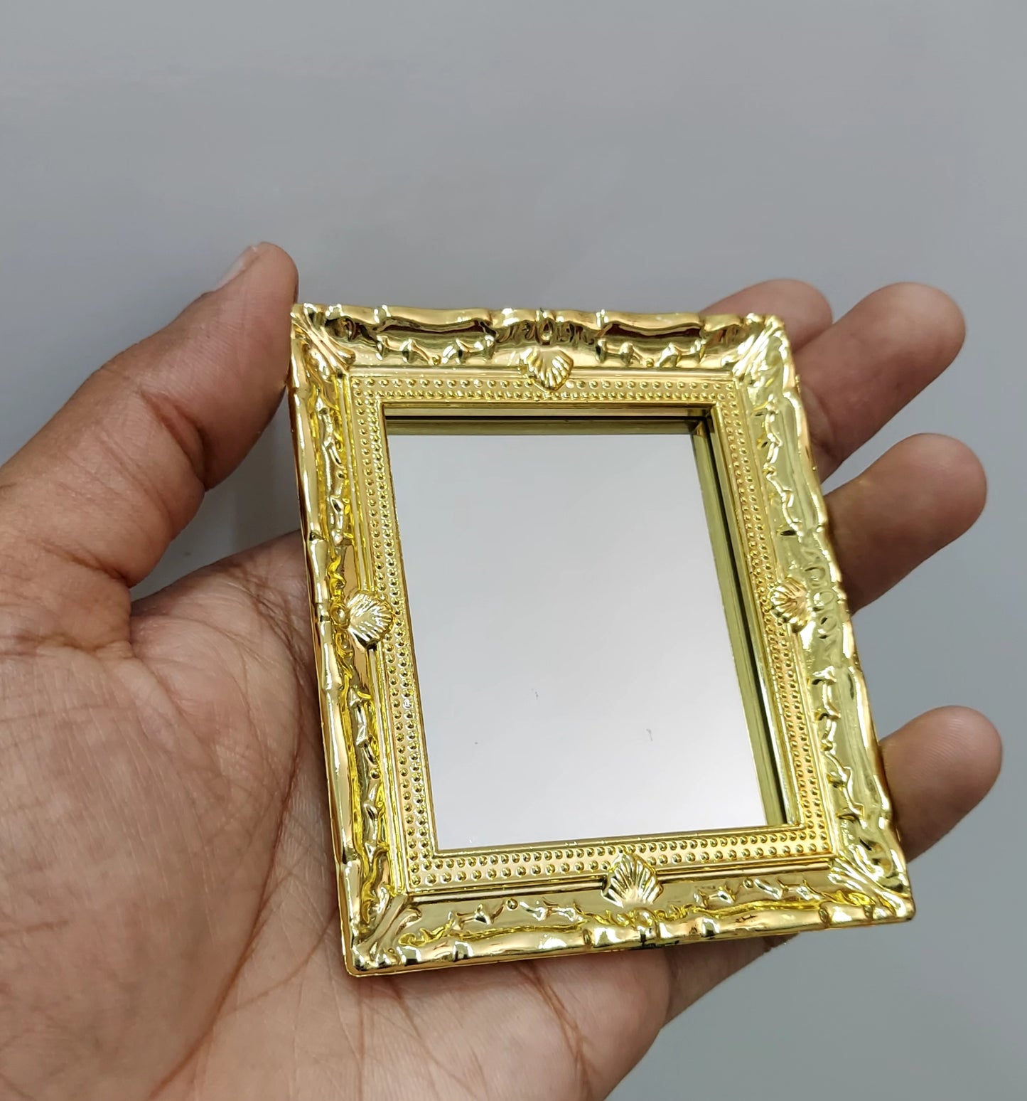 Mirror random per piece