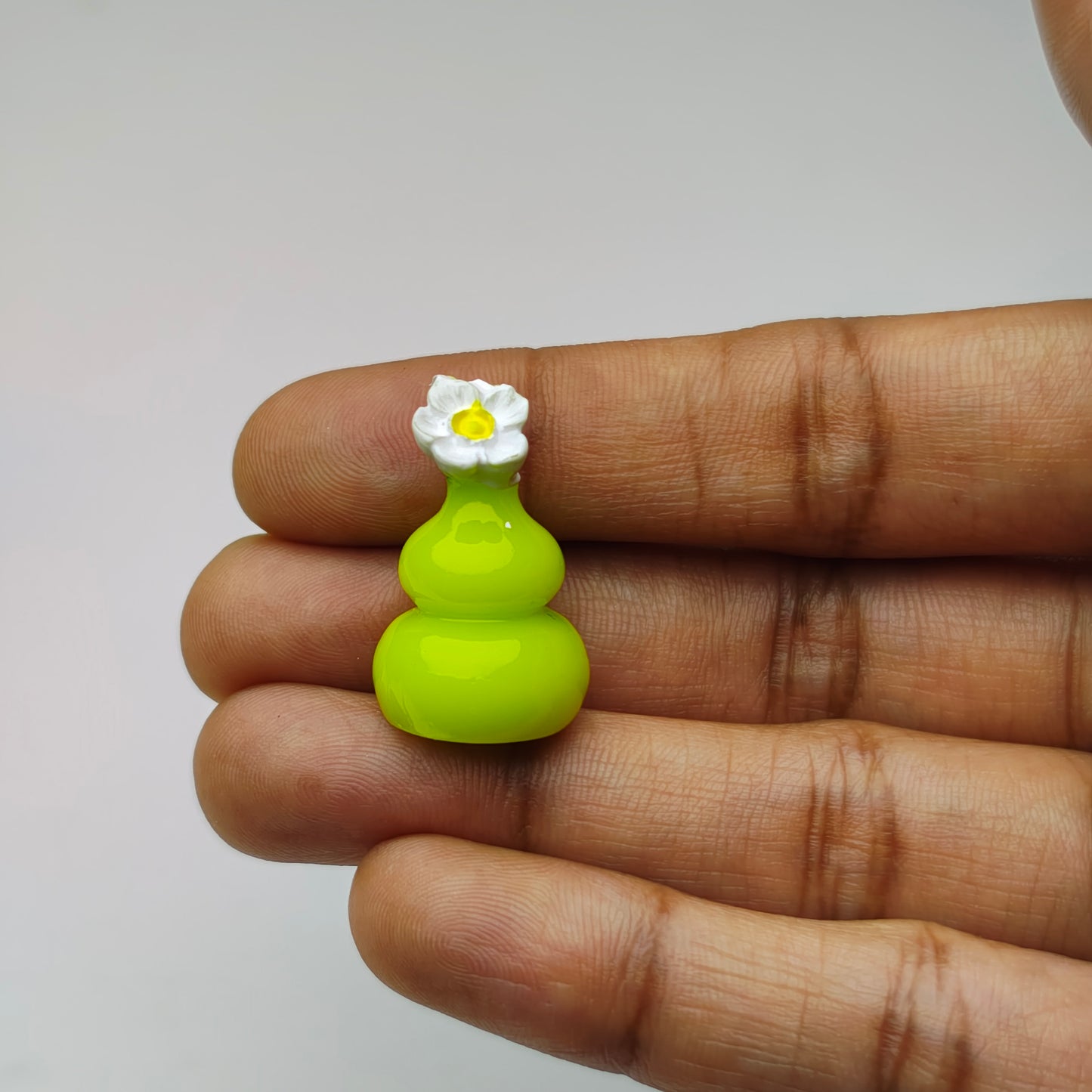 Flower vase