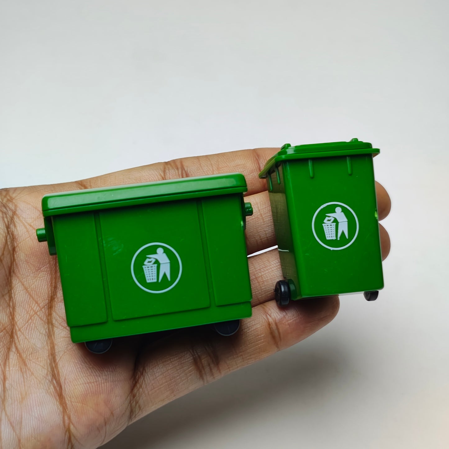Dustbin set
