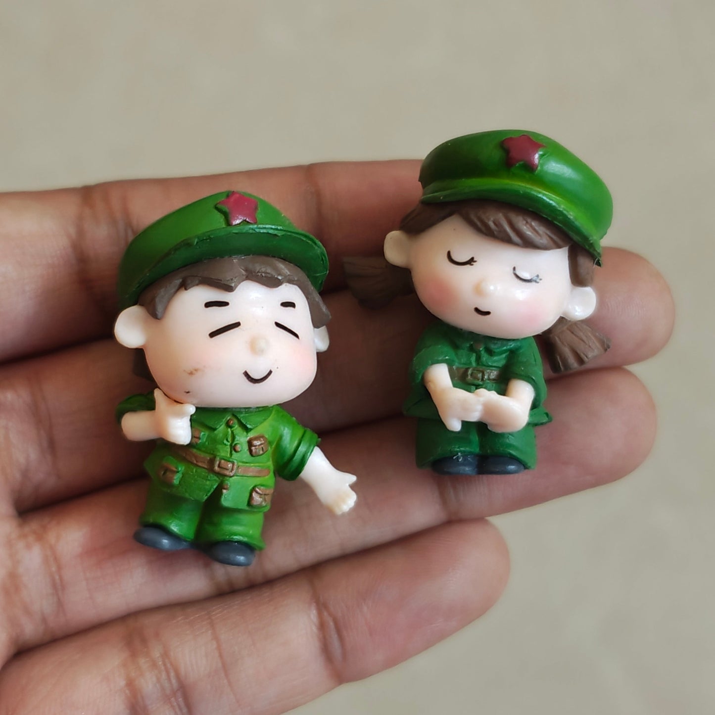 Army Couple Figurines