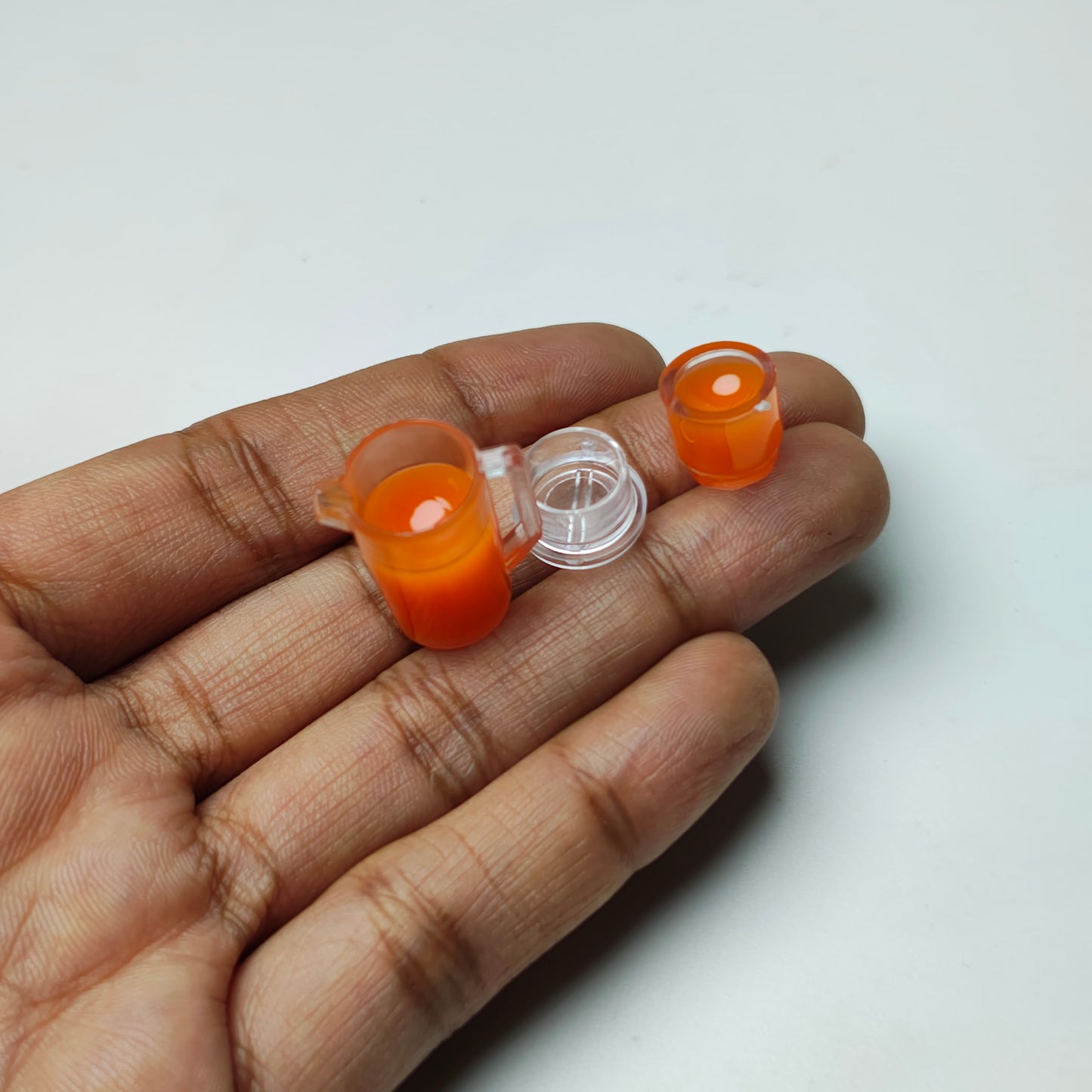 Miniature juice jar
