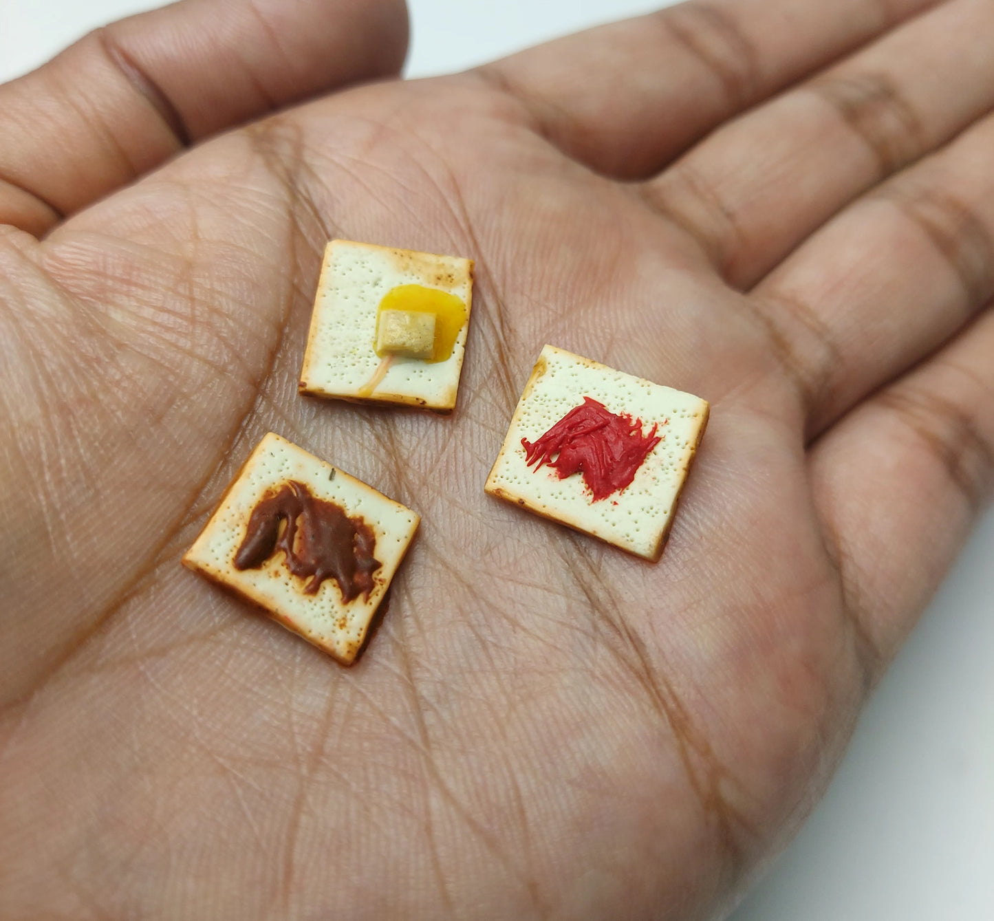 Bread slice per piece random