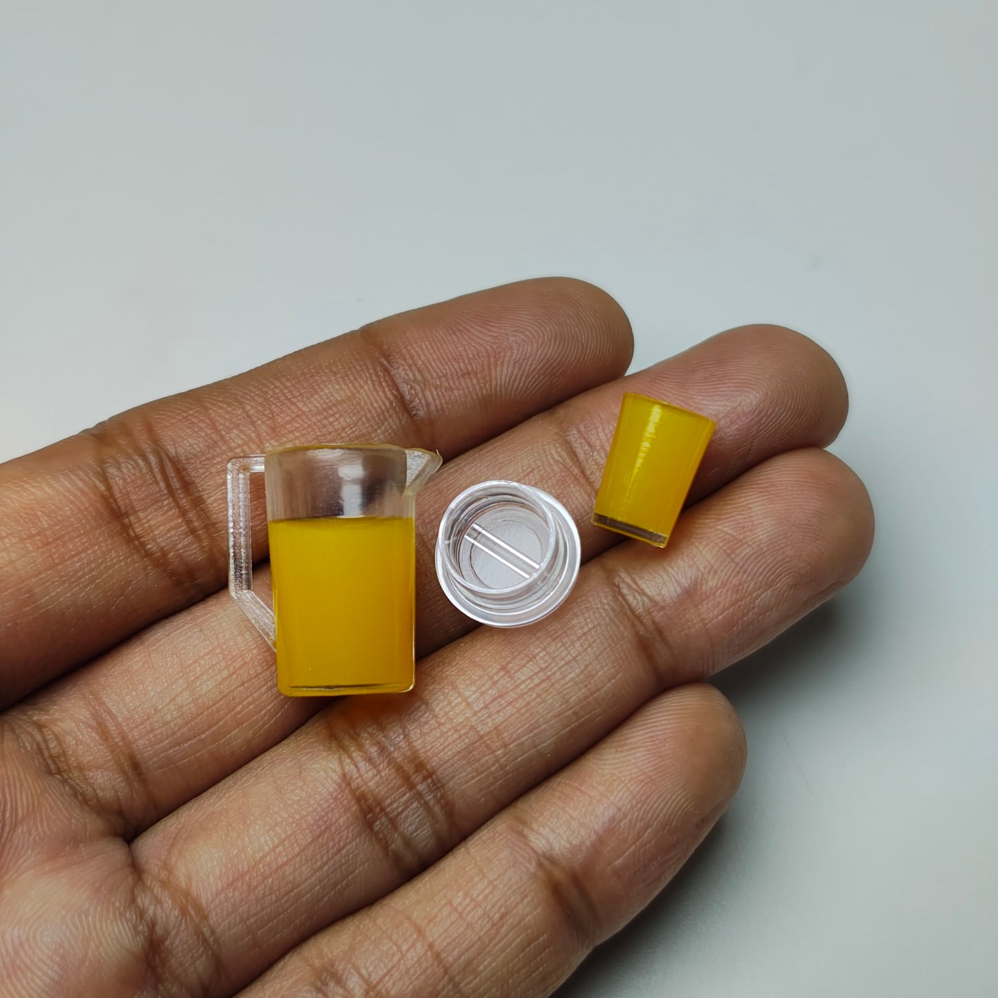 Miniature juice jar