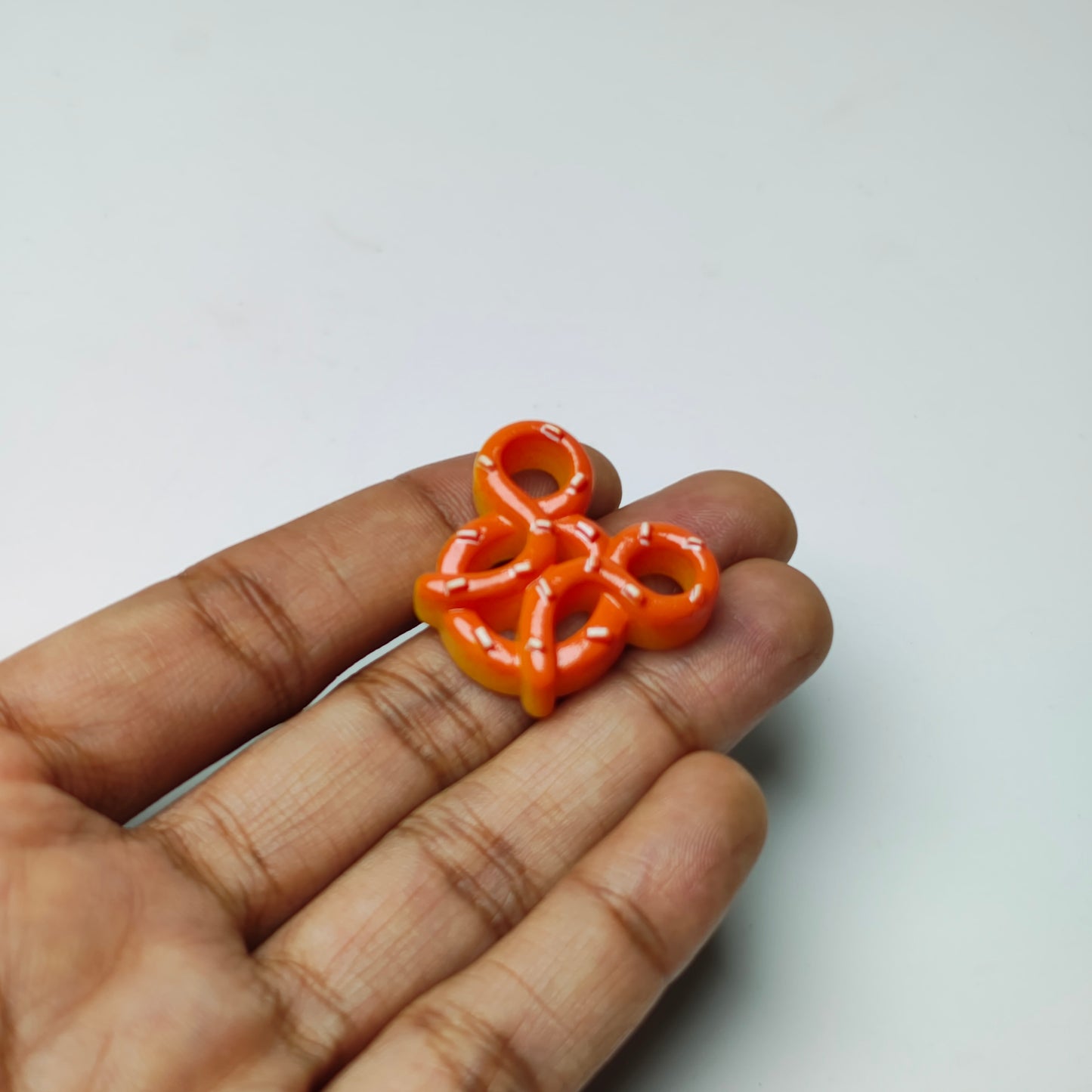 Miniature pretzel