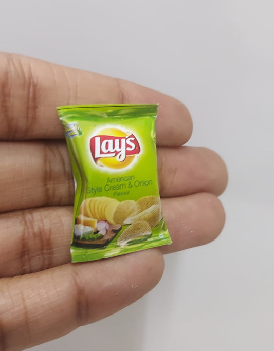 Lays green