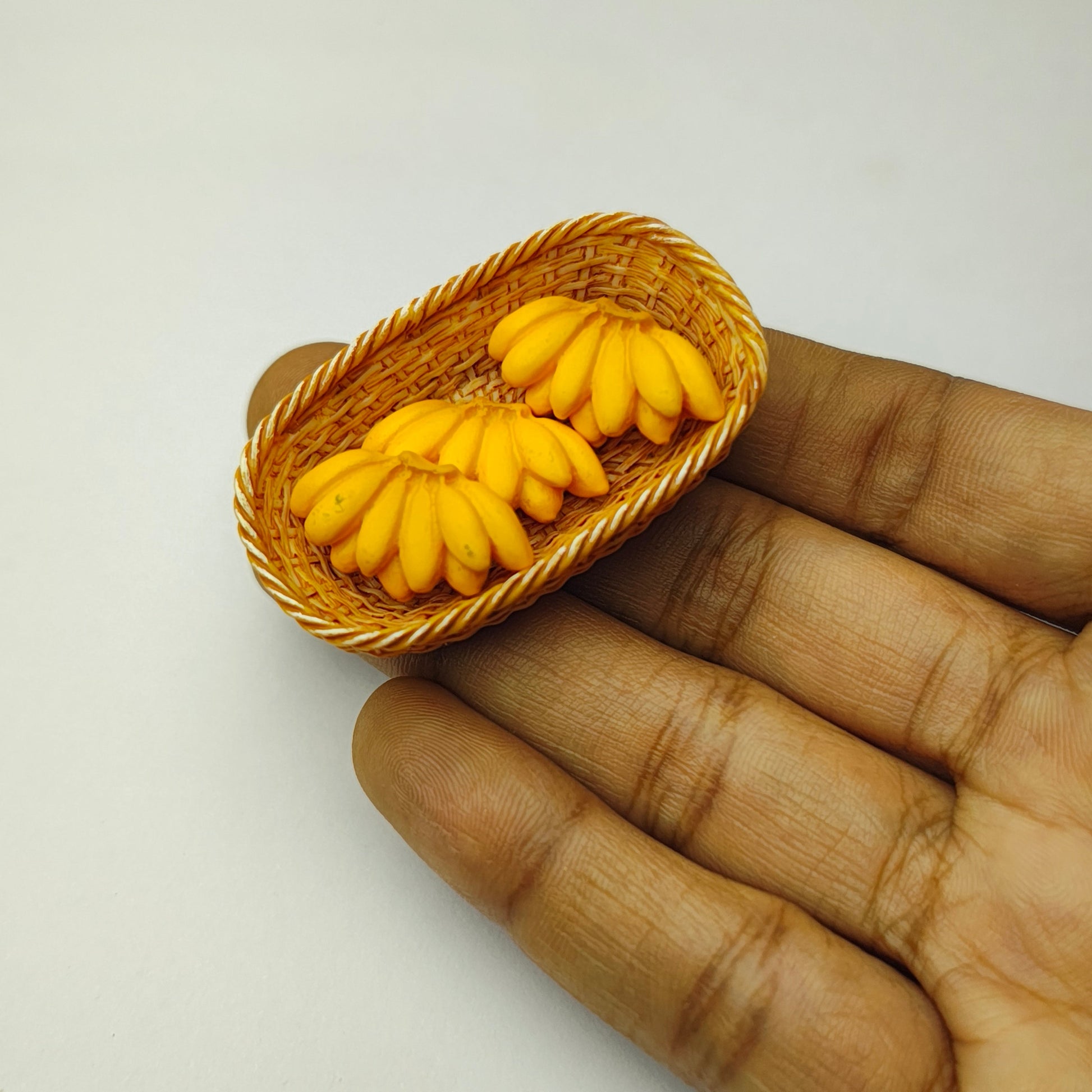 Banana_Bunch_Basket_image_1