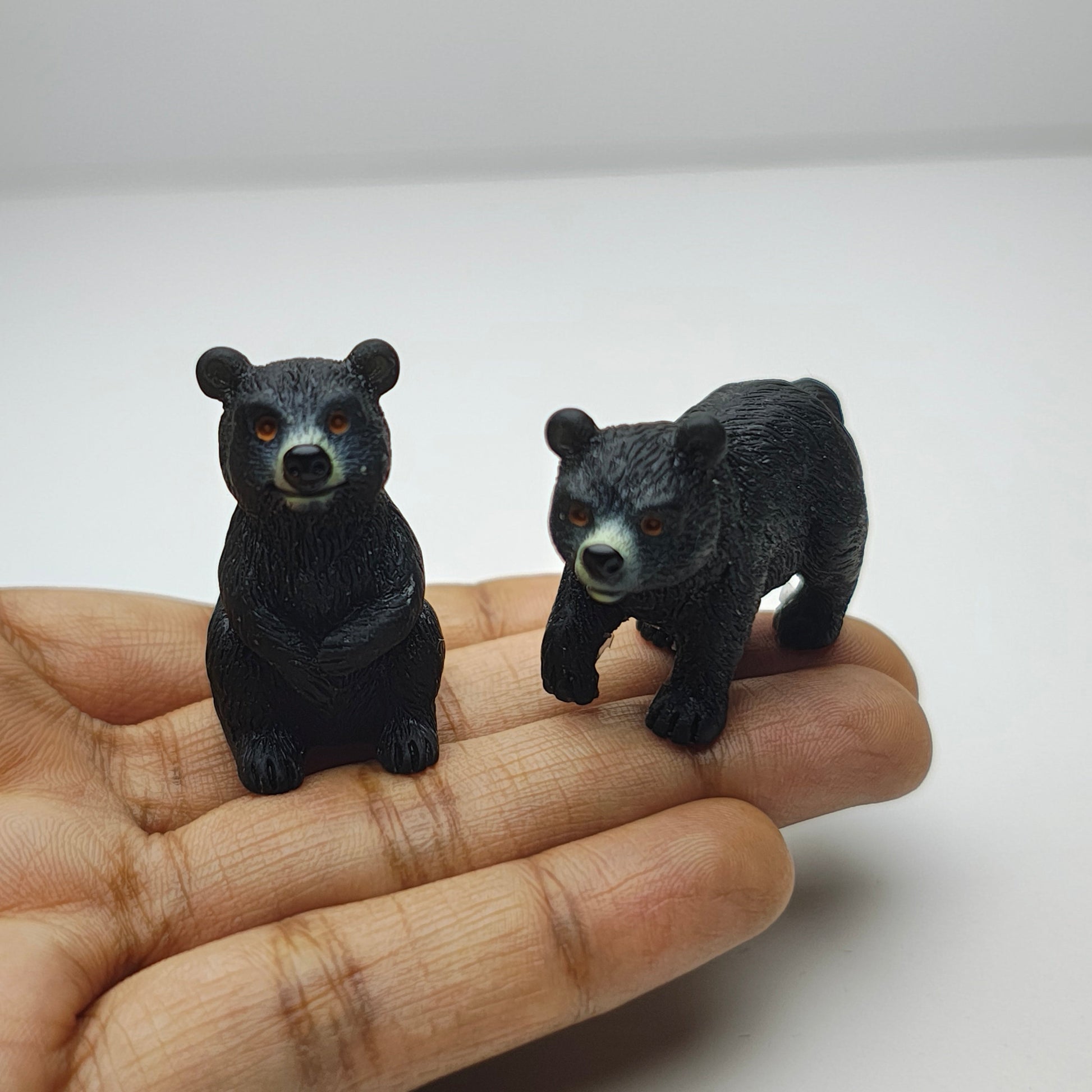 Bear_Figurines_image_1
