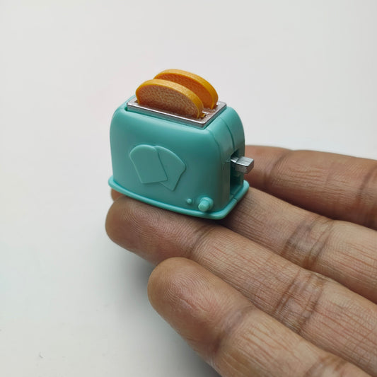 Bread_Toaster_with_Bread_image_3
