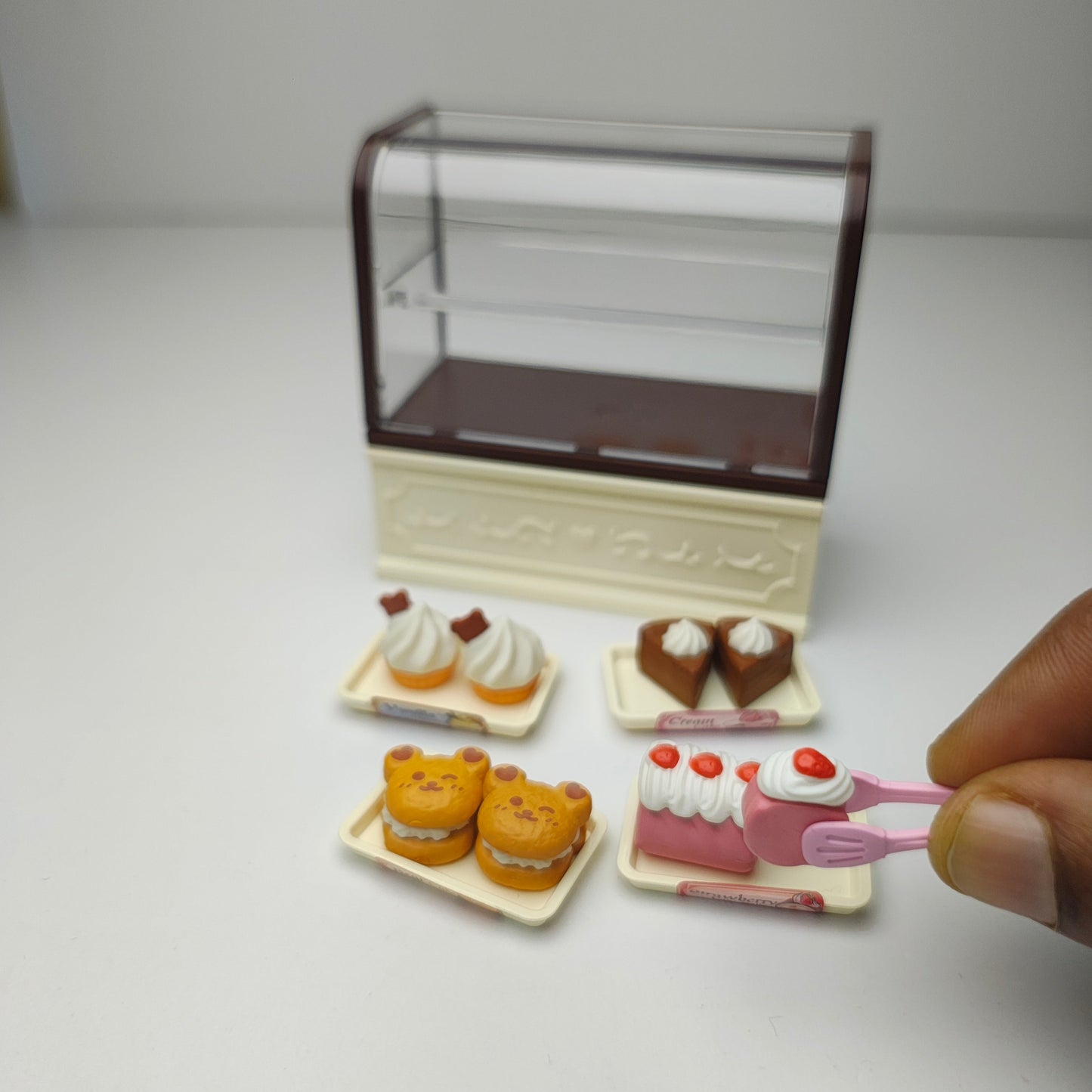 Cake_Display_Cabinet_image_3