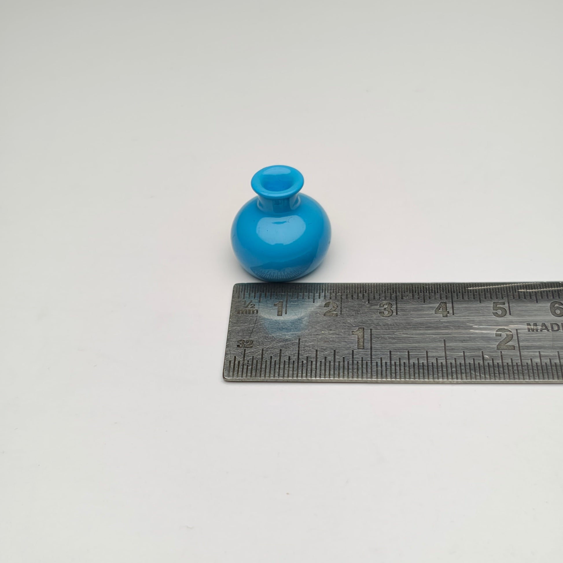 Carnaby_Vase_image_4