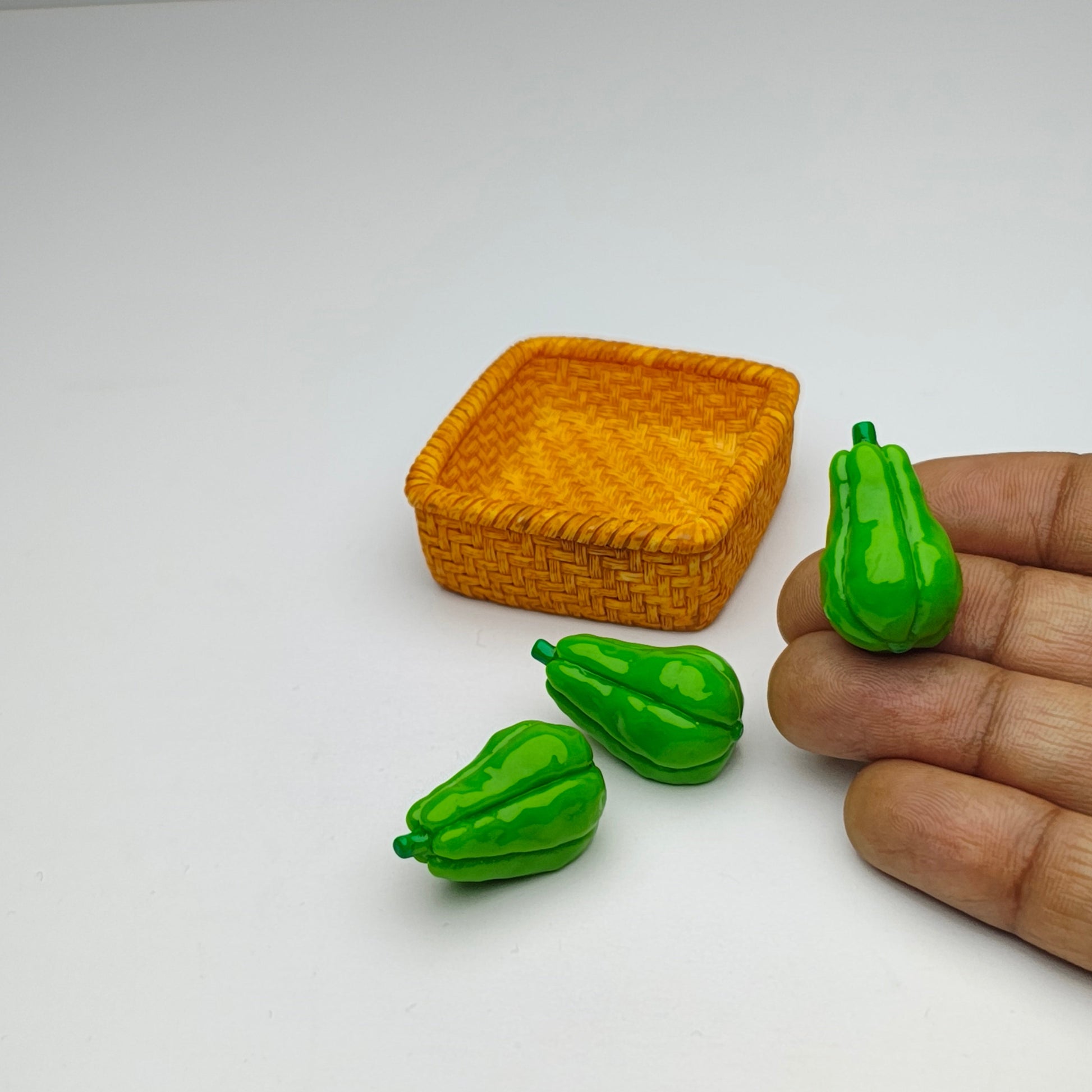 Chow_Chow_Basket_image_2