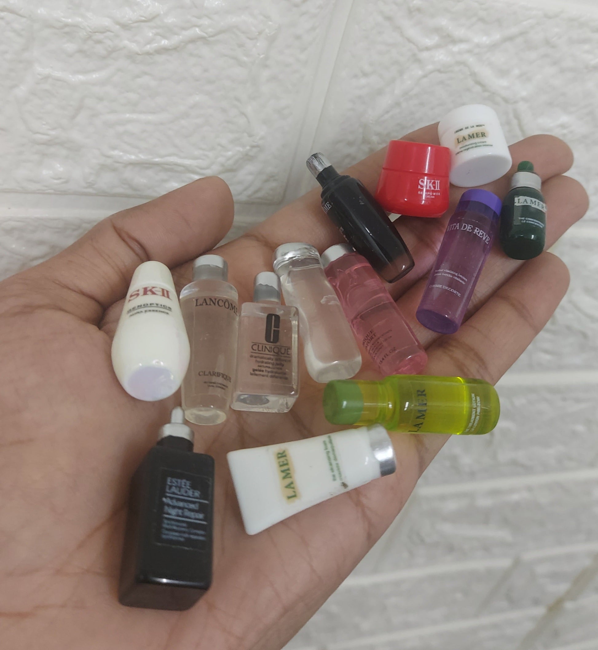 Cosmetic_and_Skincare_Set_image_1
