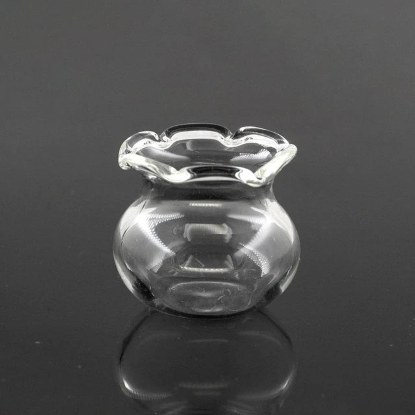 Glass_Fish_Bowl_image_2