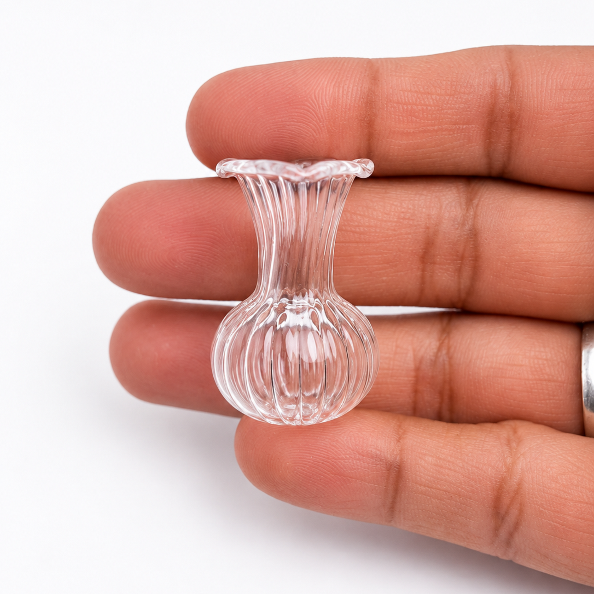 Glass_Stripe_Vase_image_1