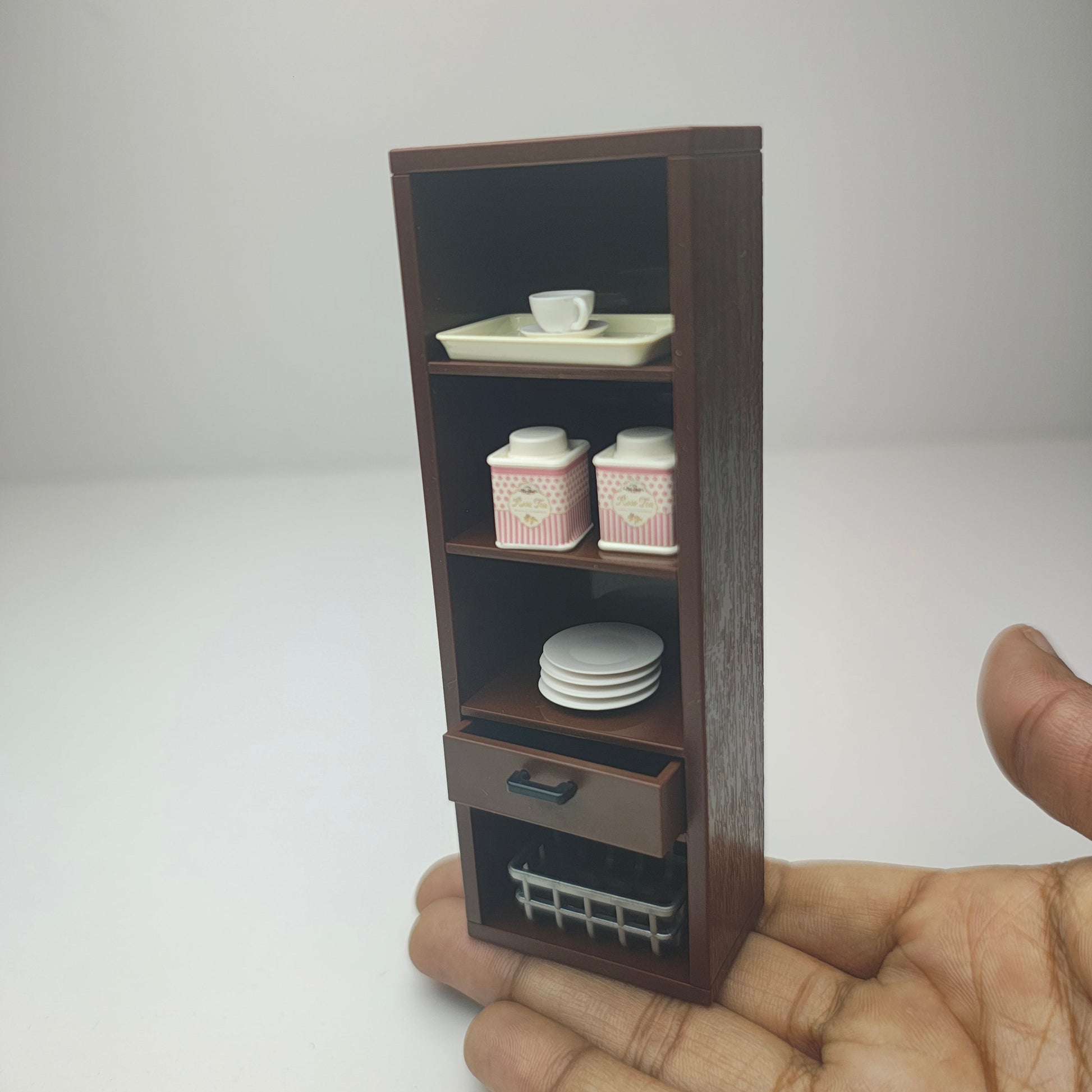 Long_Crockery_Cabinet_image_1