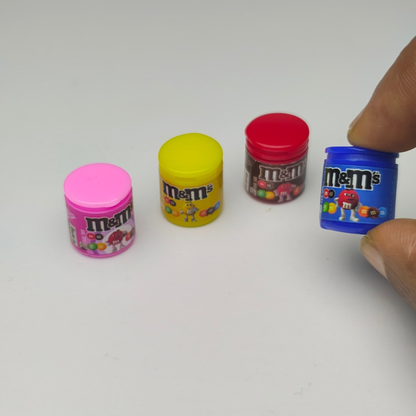 M_and_M_Bottle_image_2