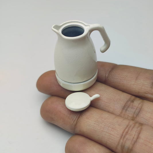 Milk_Jug_with_Lid_and_Saucer_image_1