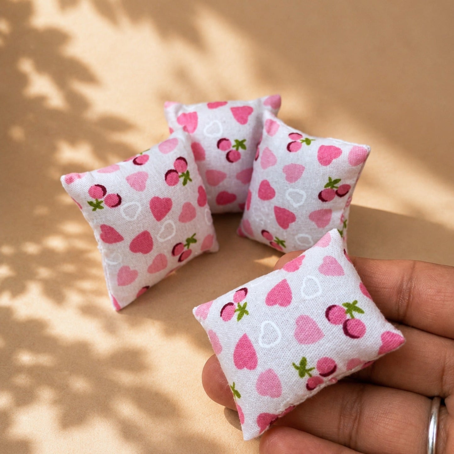 Mini_Cushion_image_3