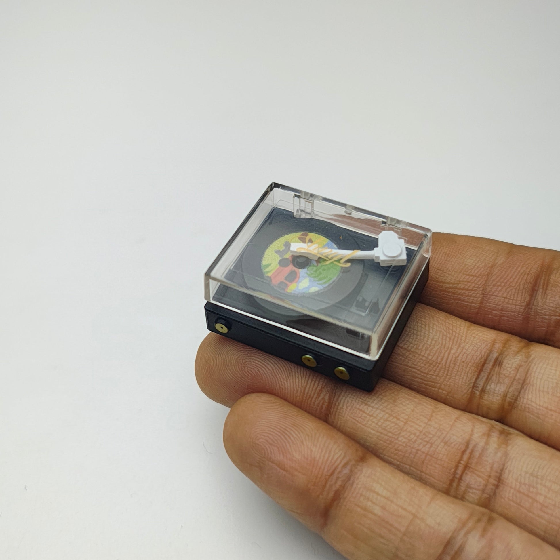 Mini_Record_Player_image_2