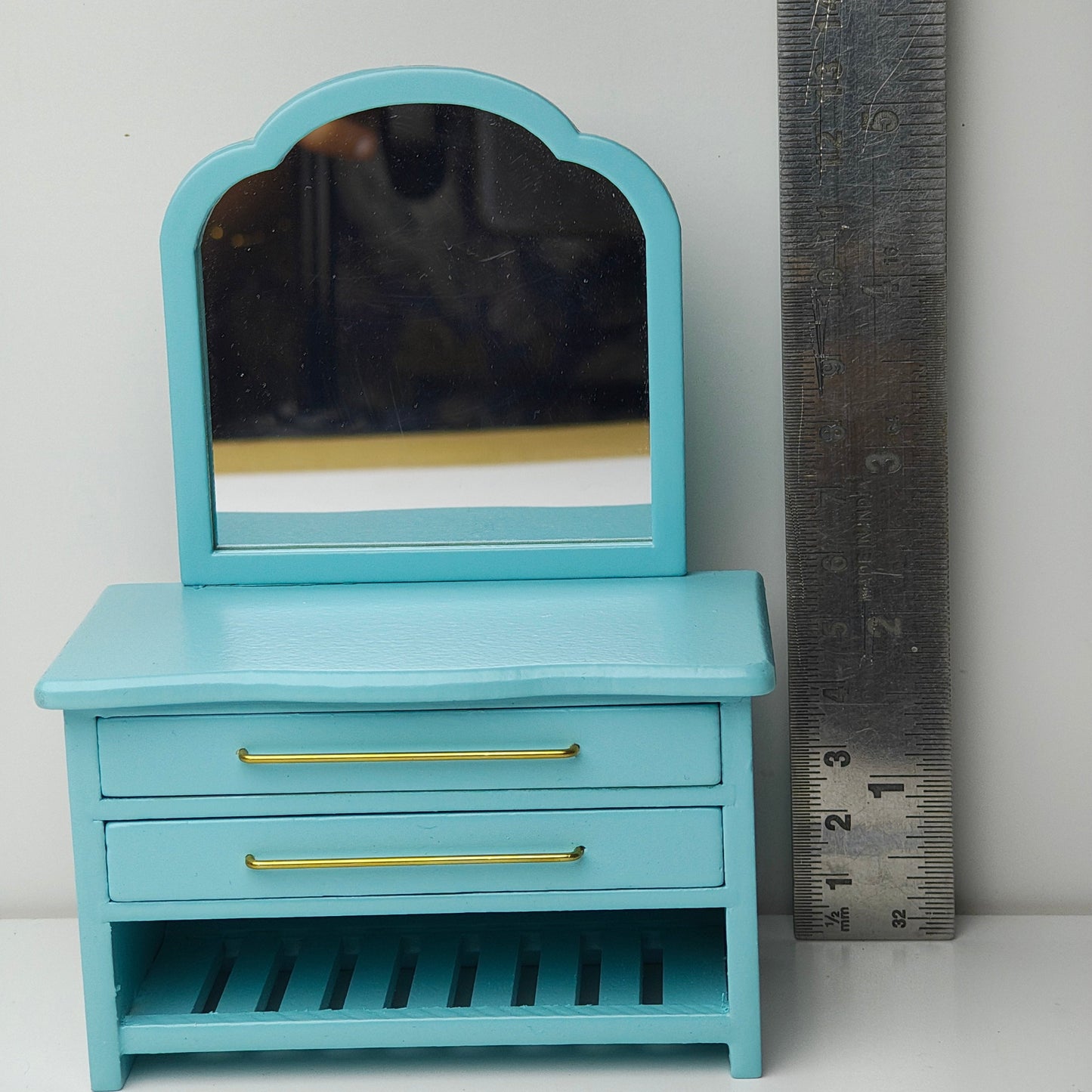 Mirror_Cabinet_image_3
