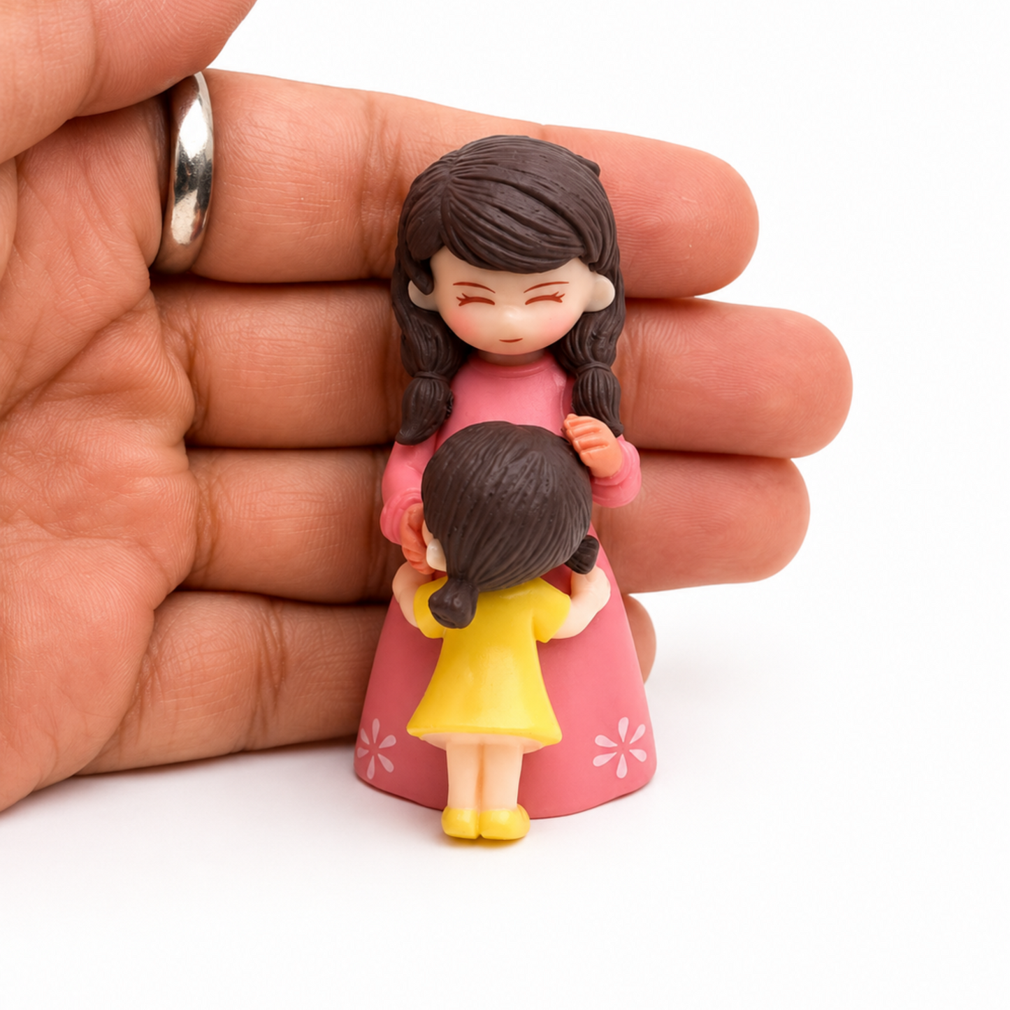 Mother_and_Daughter_Figurine_image_1