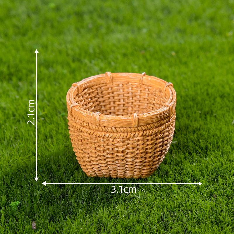 Wicker basket per piece