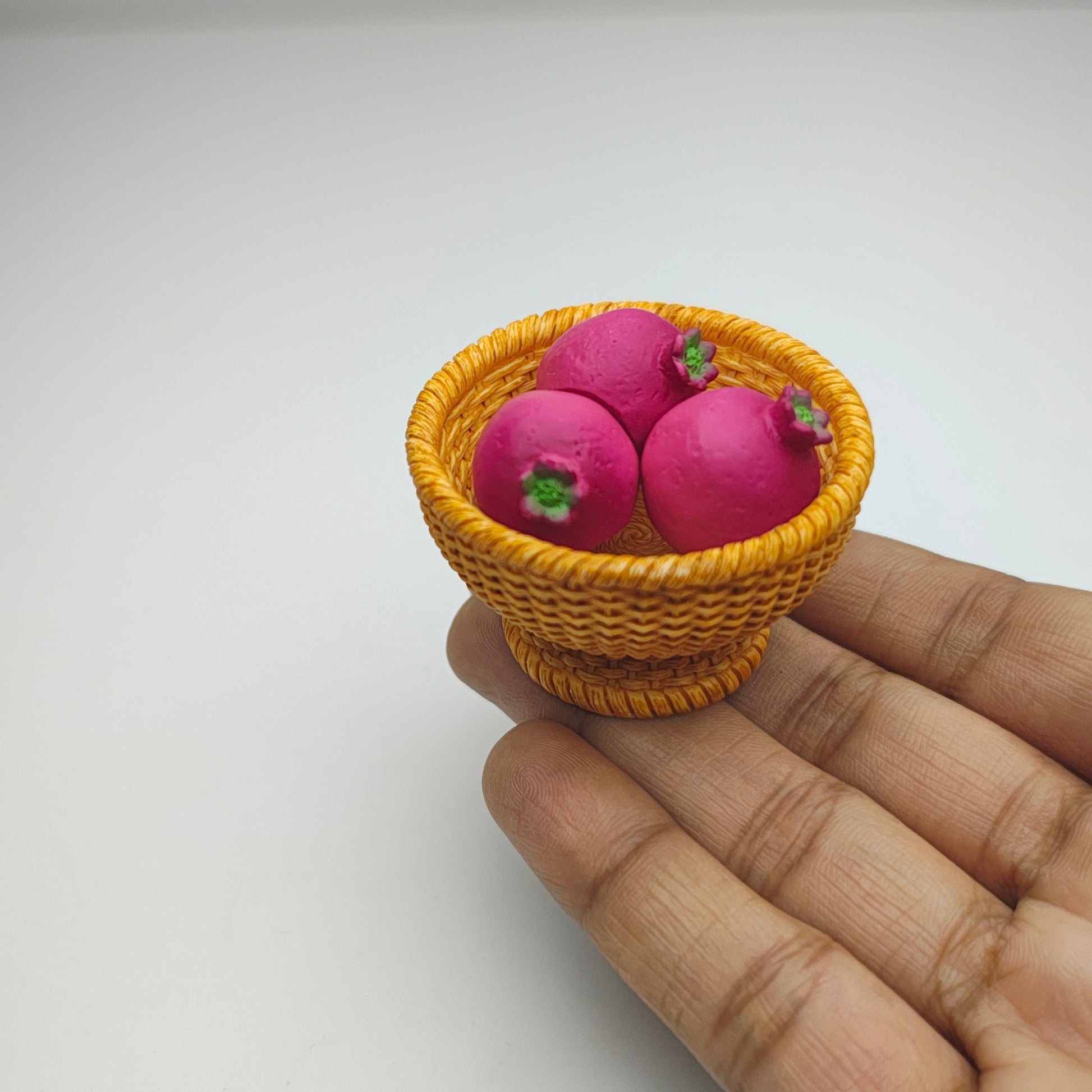 Pomegranate_Basket_image_1