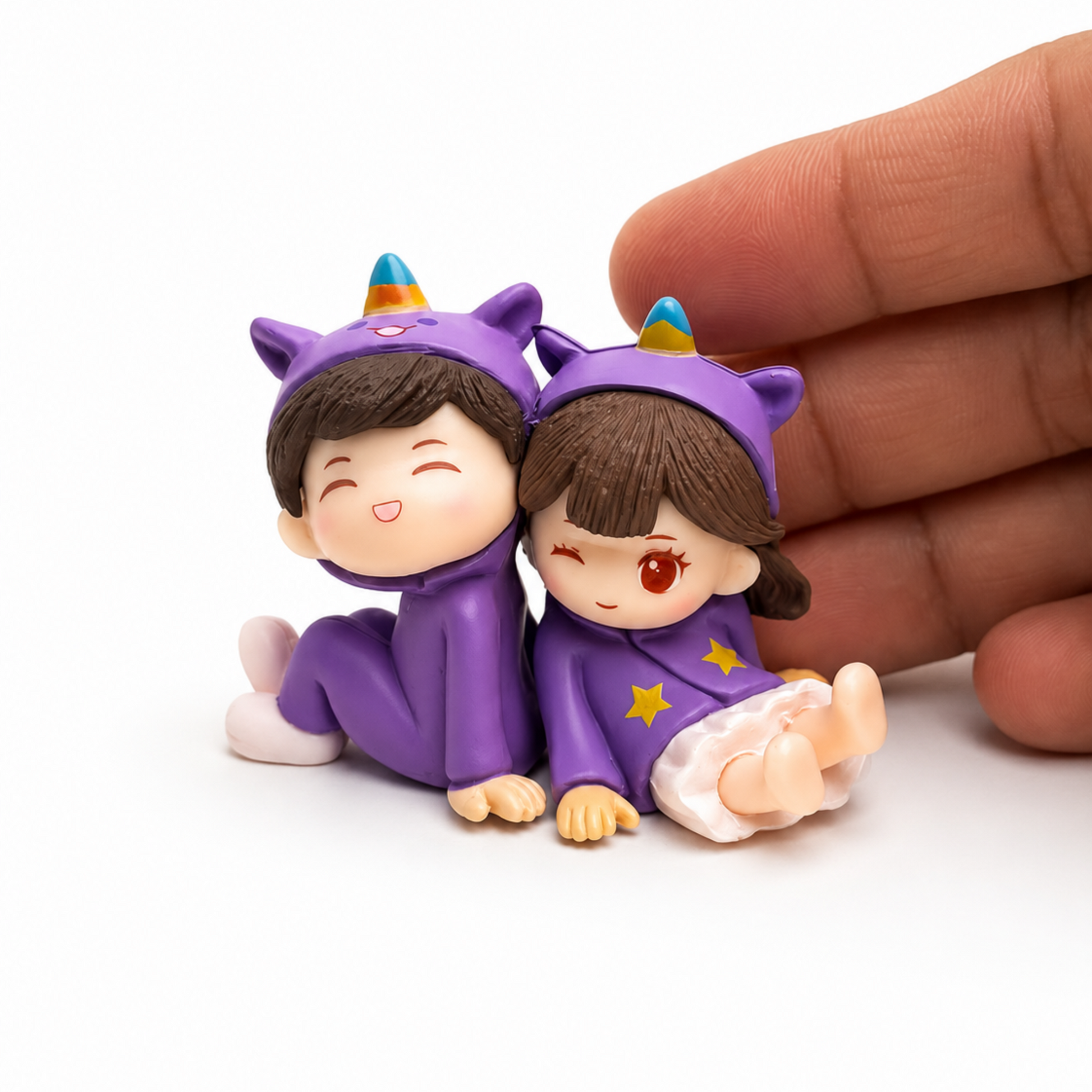 Purple_Couple_Figurine_image_1