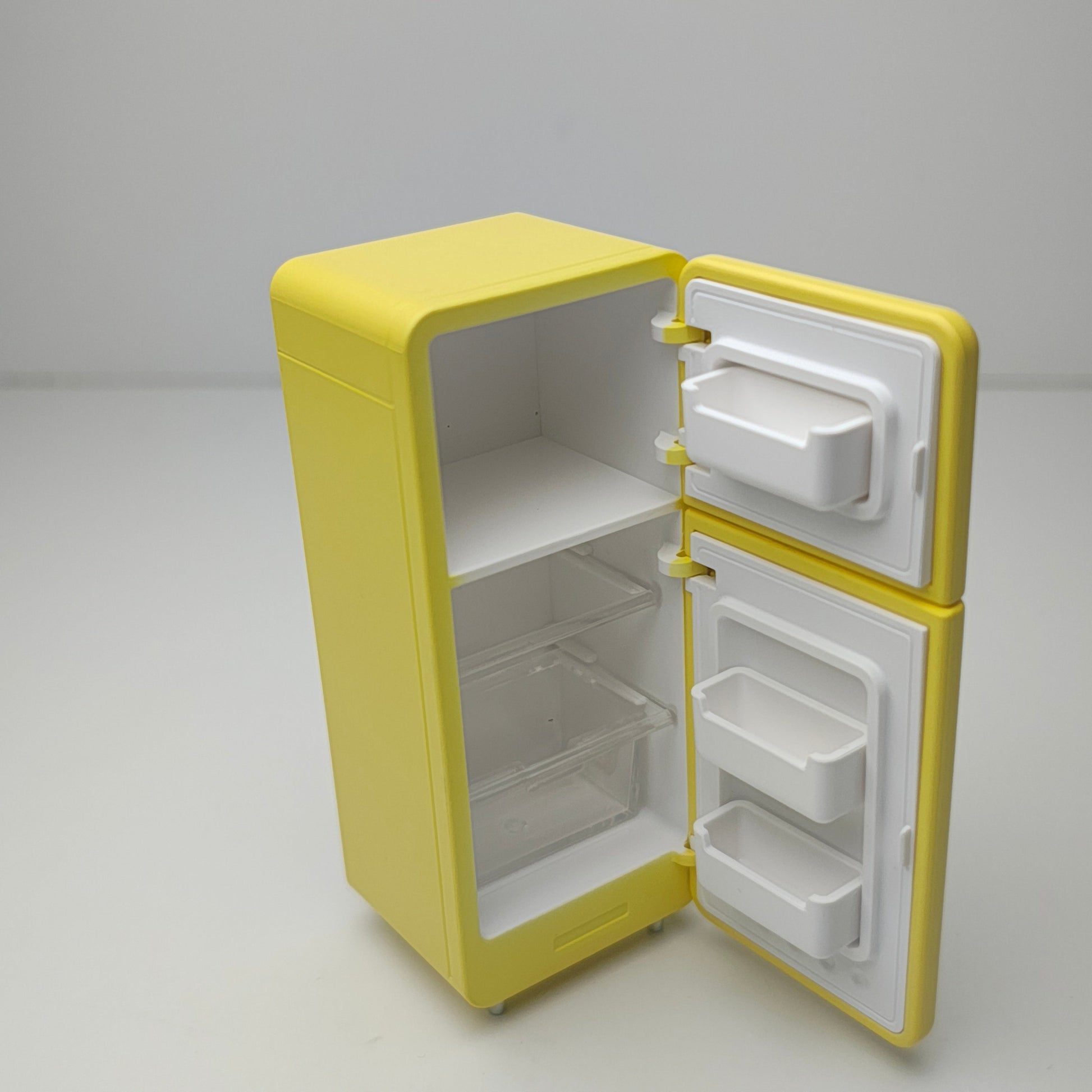 Refrigerator_with_freezer_image_2