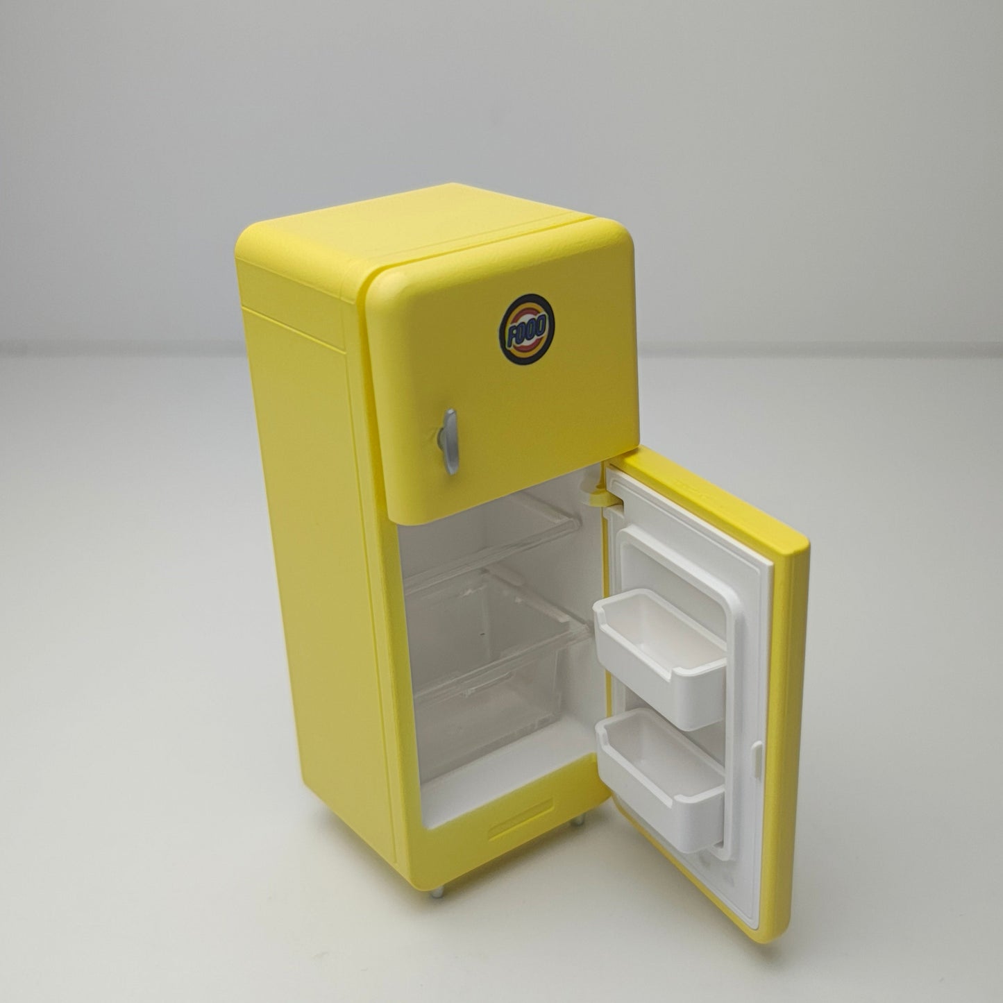 Refrigerator_with_freezer_image_3