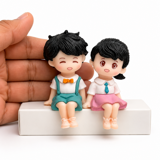 Relaxing_Couple_Figurine_image_1