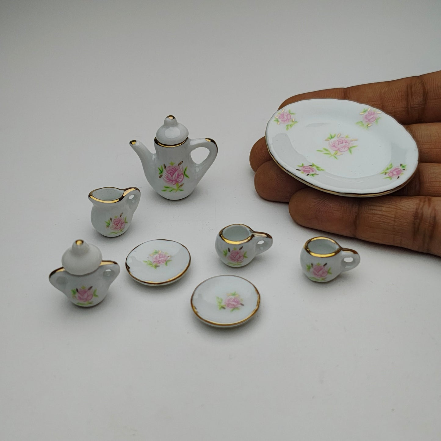 Rose_Pattern_Tea_Set_image_2