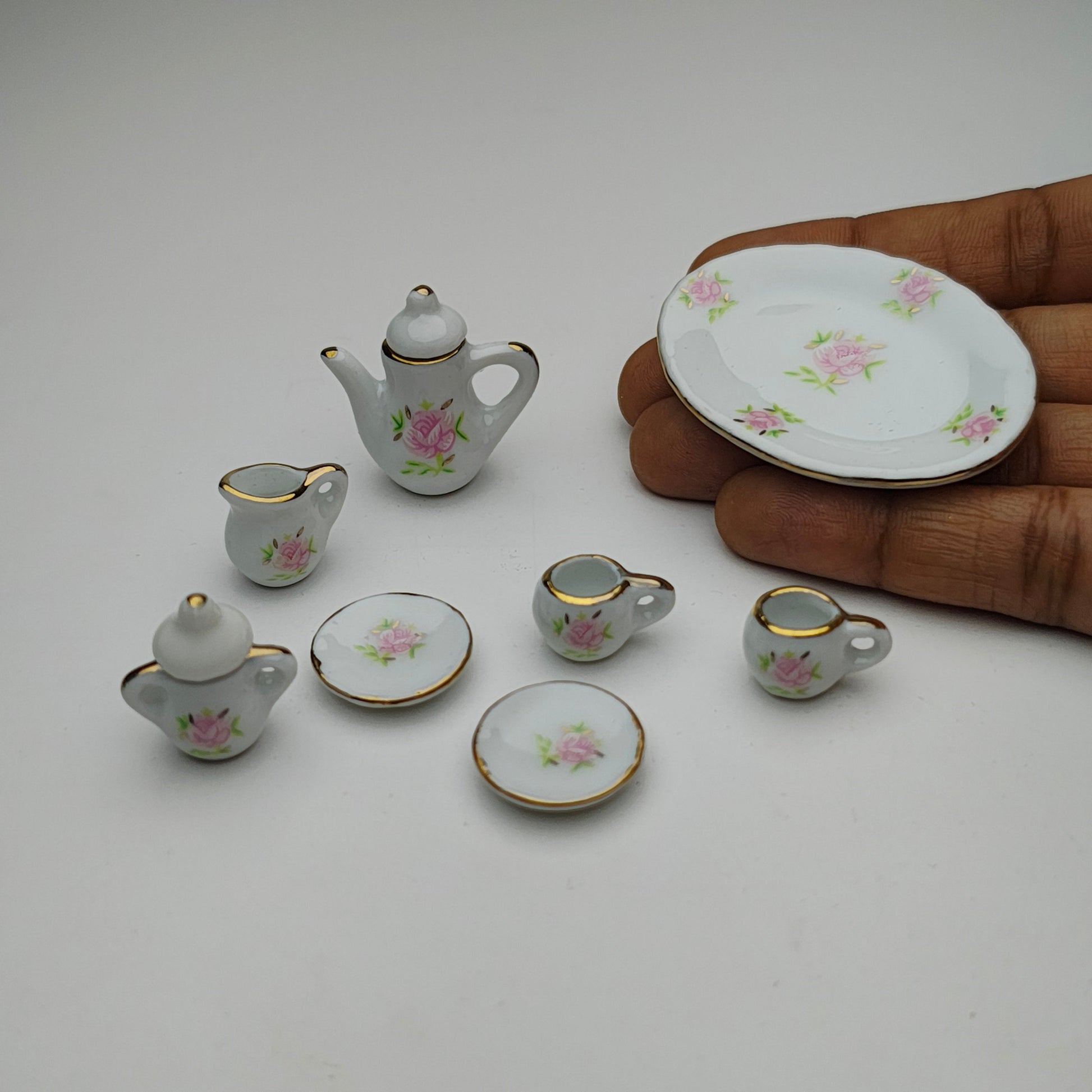 Rose_Pattern_Tea_Set_image_2