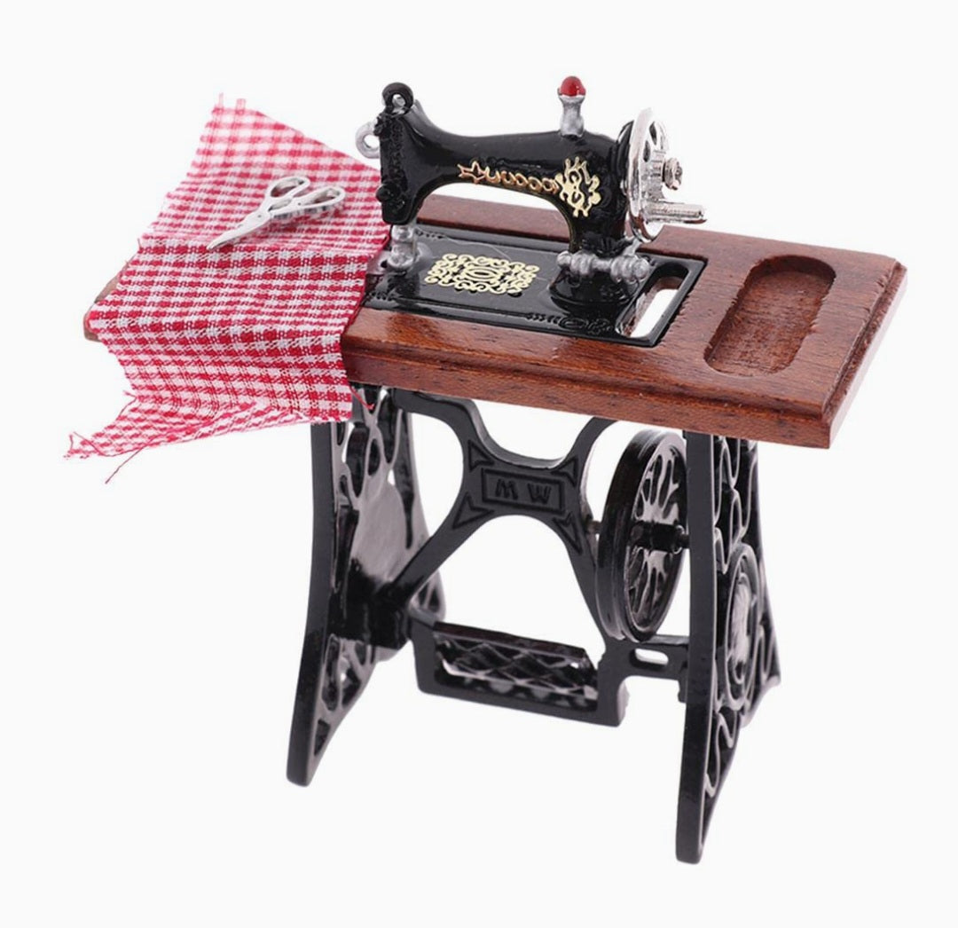 sewing machine 02