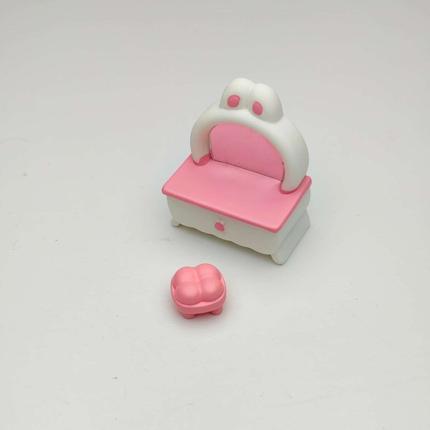 Tiny_Dressing_Table_Set_image_2