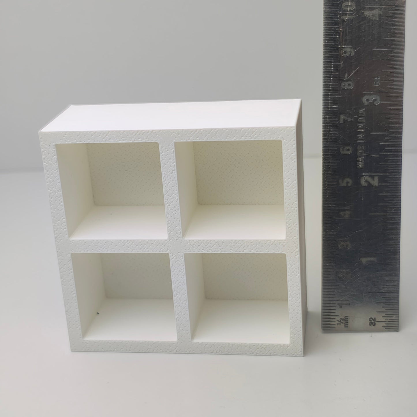 Wooden_4-Grid_Storage_Shelf_image_3