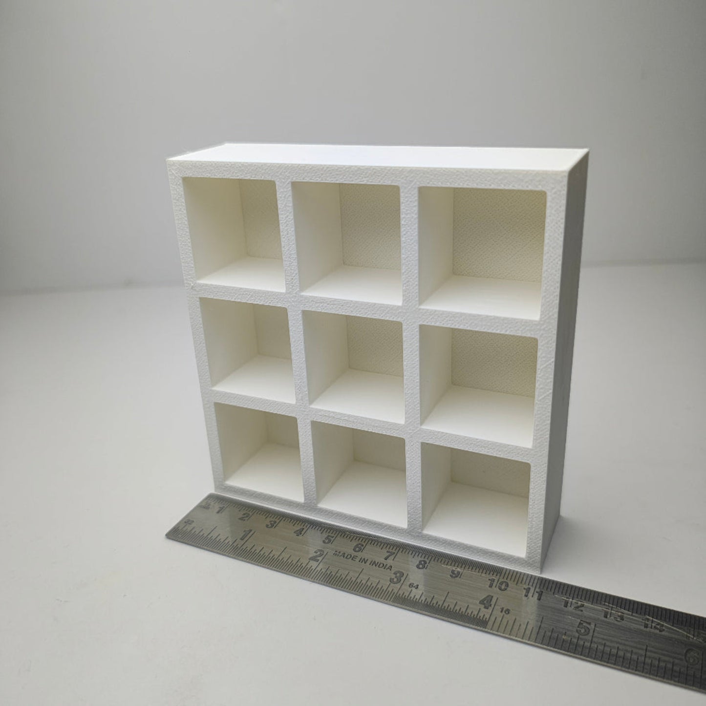 Wooden_9-Grid_Storage_Shelf_image_3