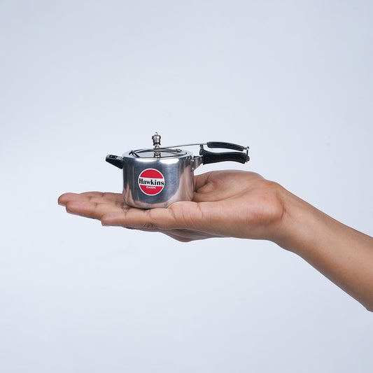 Hawkins Miniature Cooker