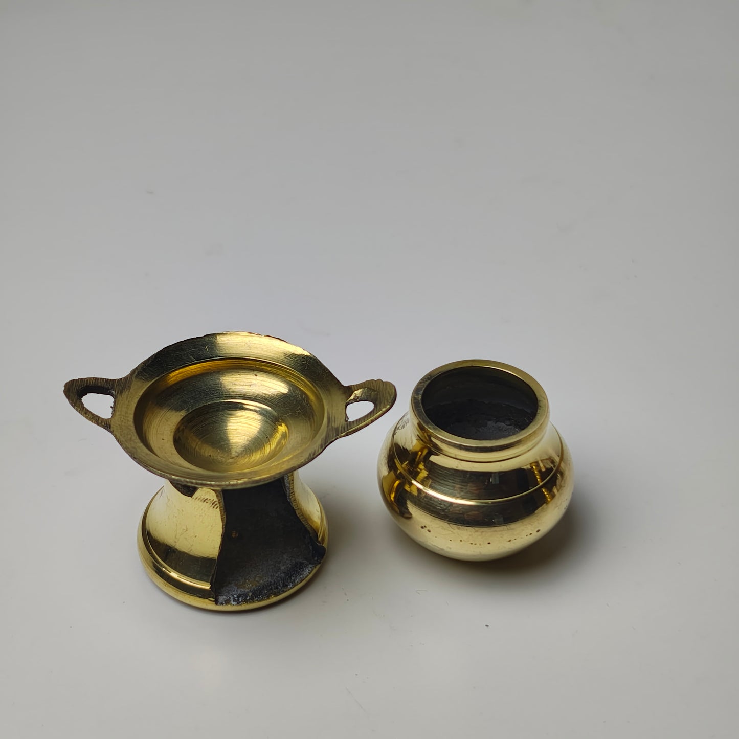 Miniature Traditional Stove Set