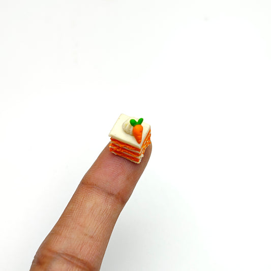 Miniature carrot cake