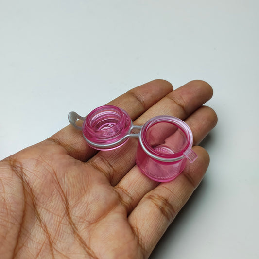 Miniature container