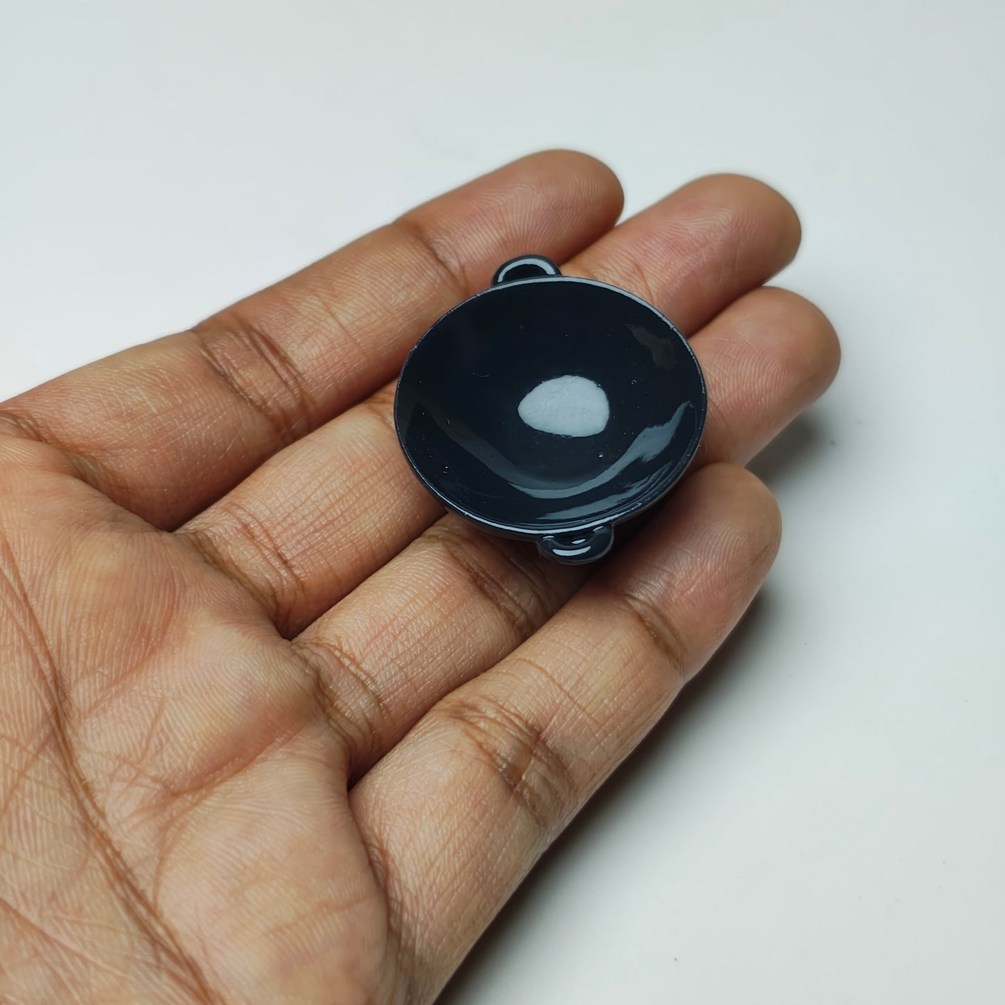 Miniature pan