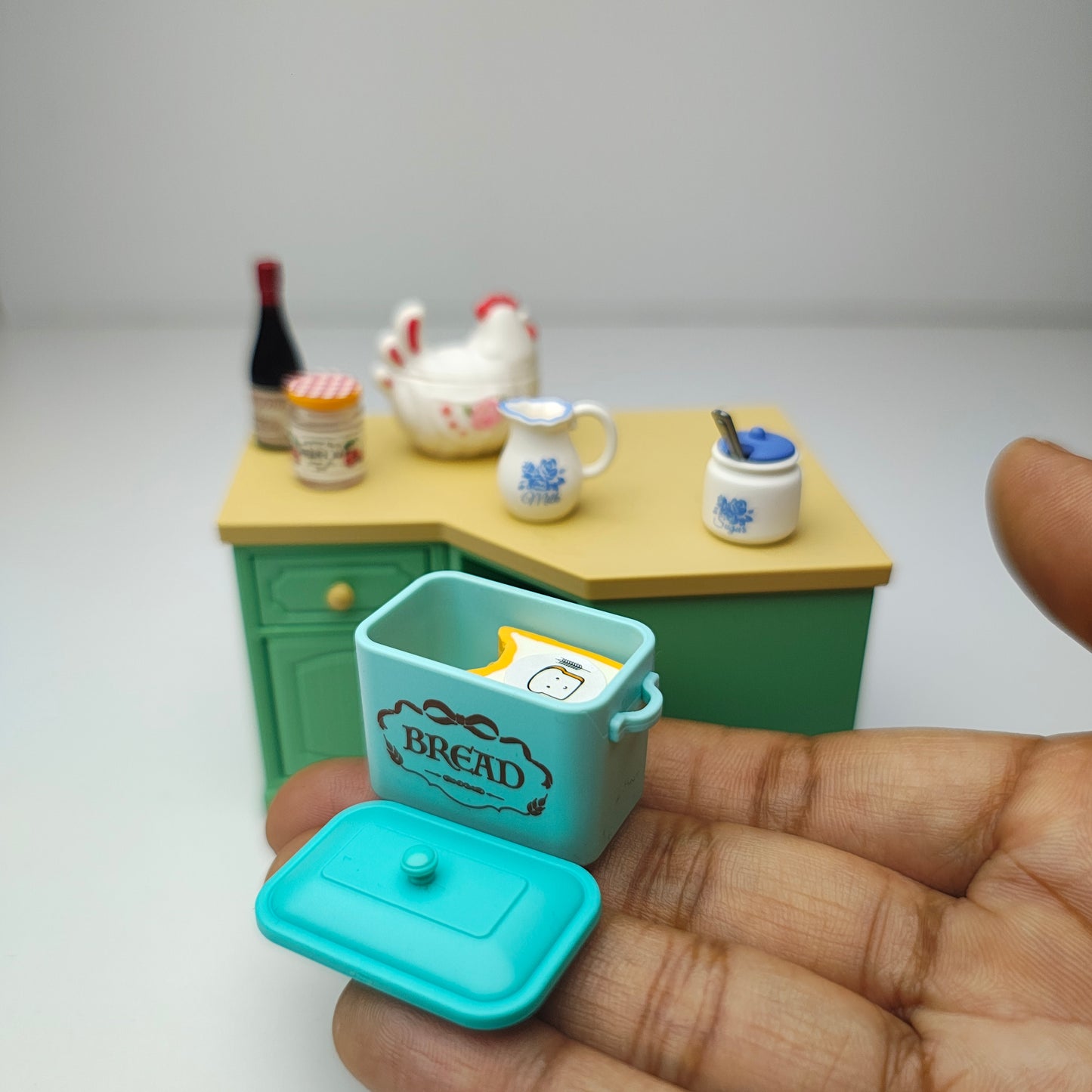 Breakfast Cabinet Set